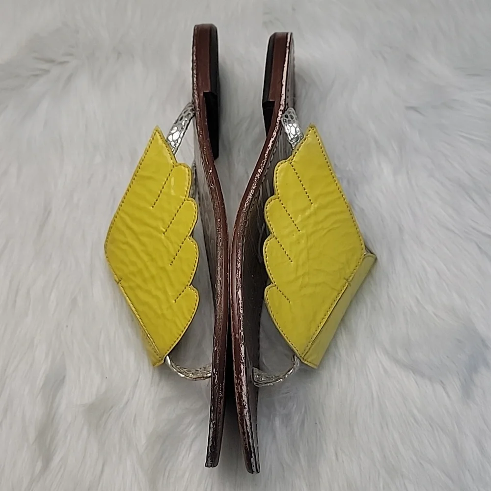 SAM EDELMAN Georgette Rare Yellow Patent Wing Shaped Roman Vibe Thong Sandals‎ 8